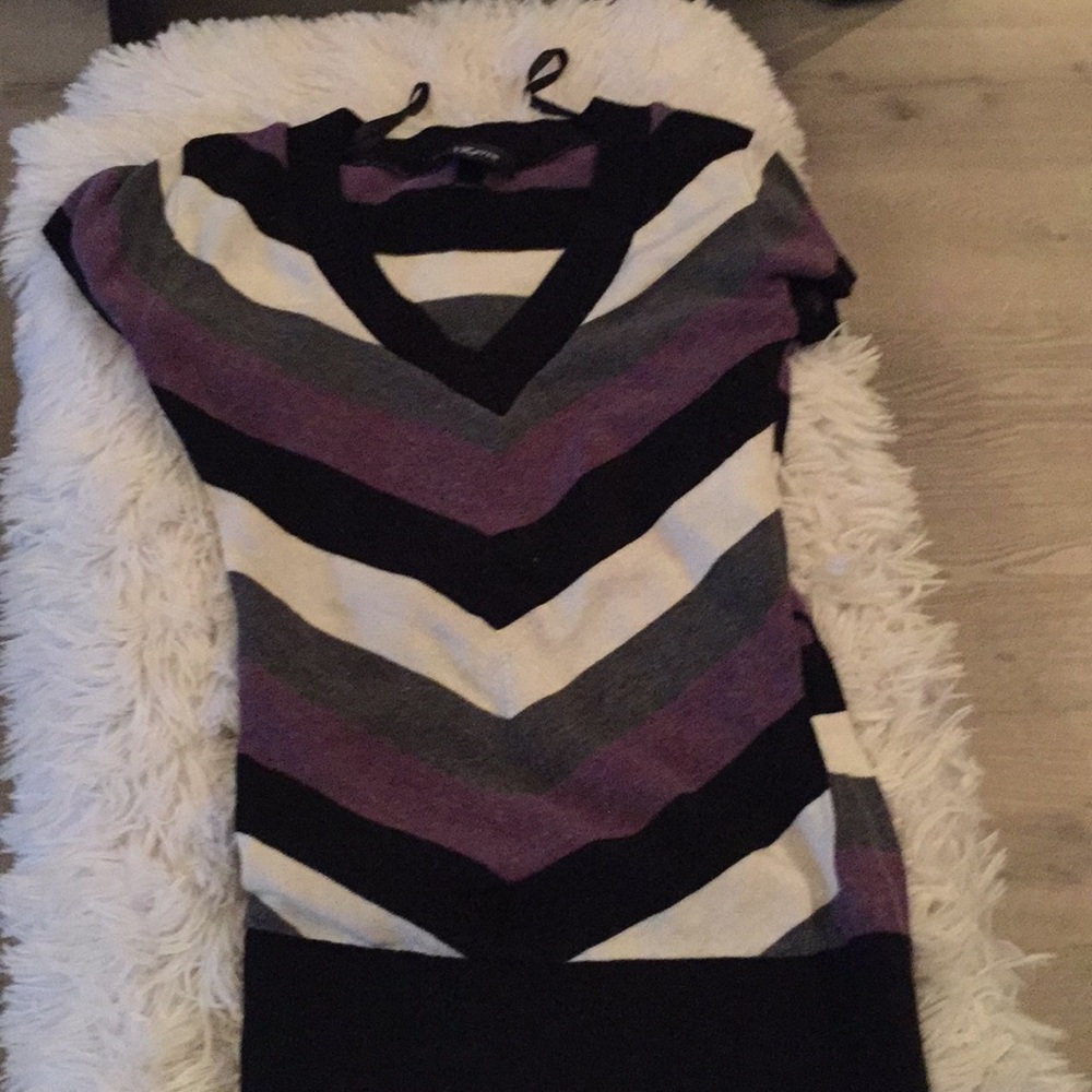 Nice t shirt size xs